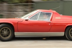 Der Lotus in Fahrt: http://www.der-rote-lotus.de/